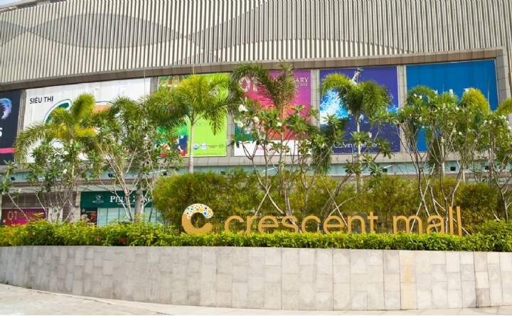 Crescent Mall - Retail for lease