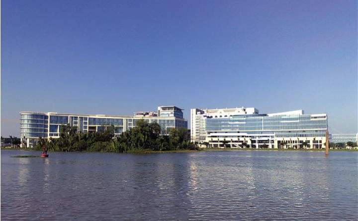 Crescent Plaza 4 - Office for rent Crescent Plaza 4 - Office for rent