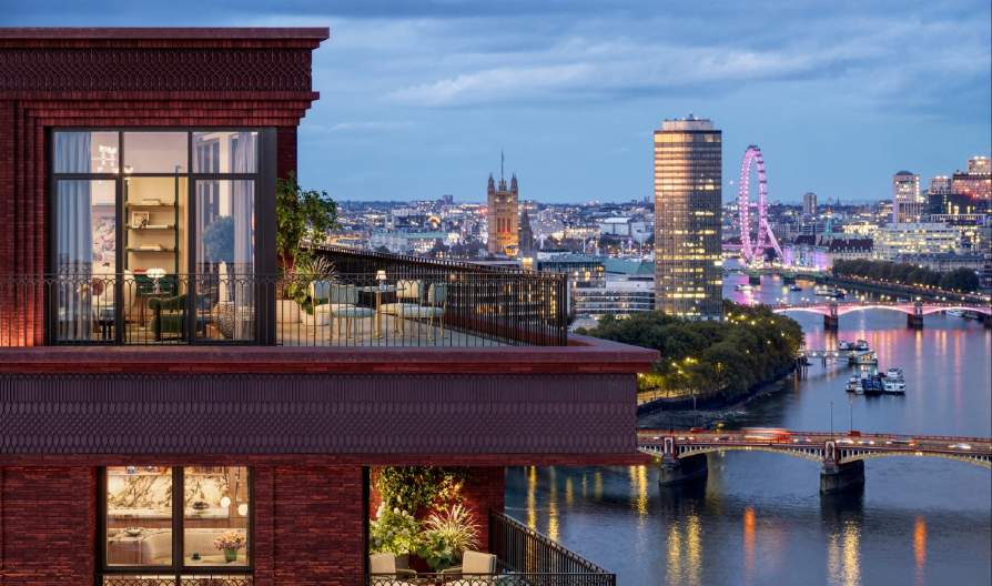 The Capston river view in London